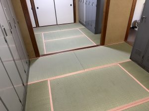 江戸川区 葛西 足立区 畳 表替え 畳替え 天然いぐさ いぐさ 国産畳 熊本県産畳 更衣室 休憩室 ロッカー移動 麻の葉 畳縁